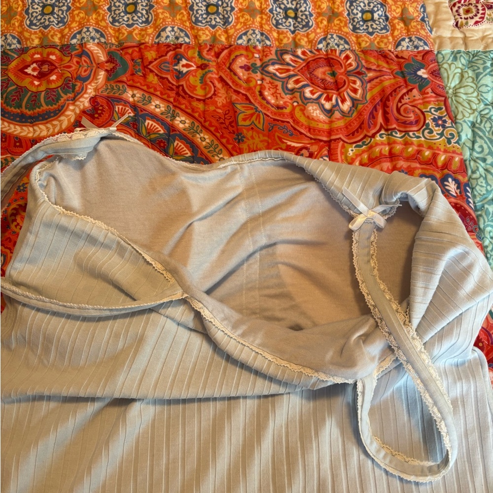 Klassy Network lace trim ribbed tank. Pale blue - Picture 2 of 3